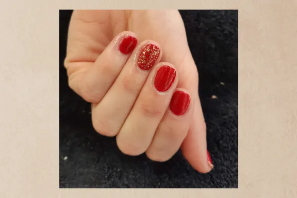 Pose vernis semi-permanent couleur
